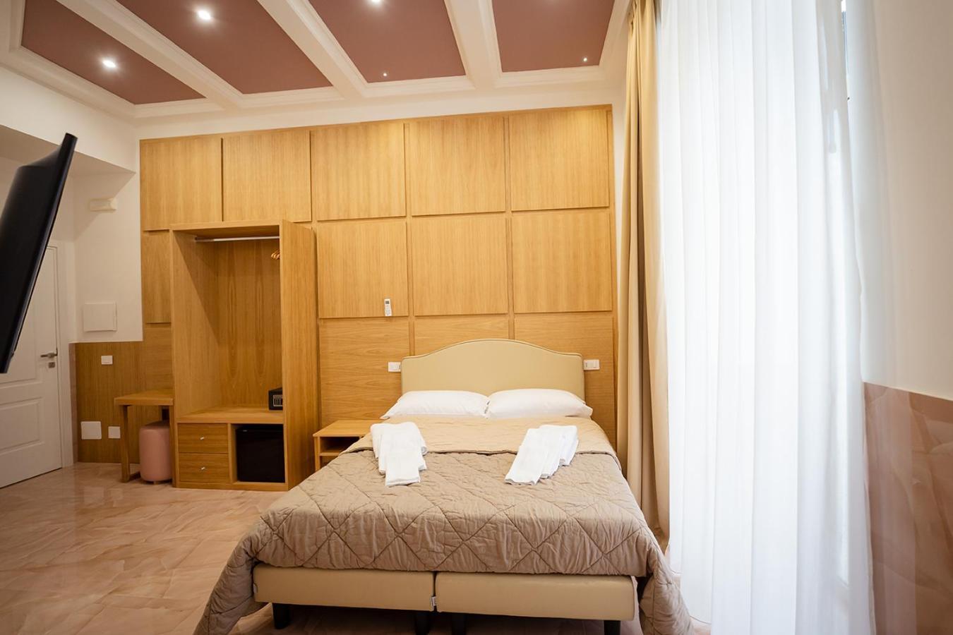Greros H. Rooms Napoli Centro By Clapa Group Dislocated Hospitality Exterior foto
